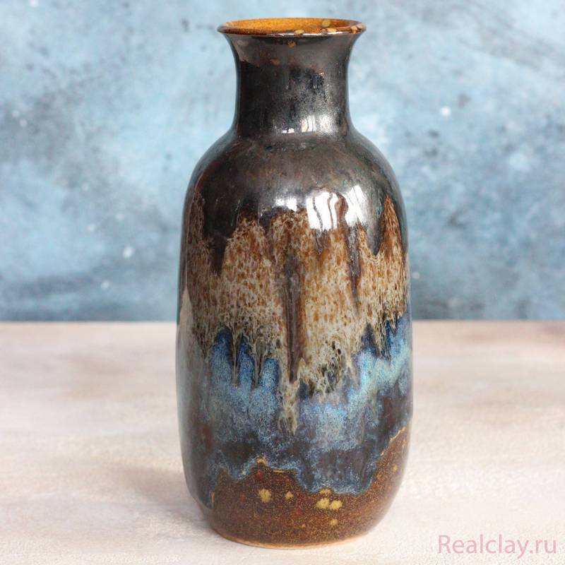 Красивая керамическая ваза ручной работы