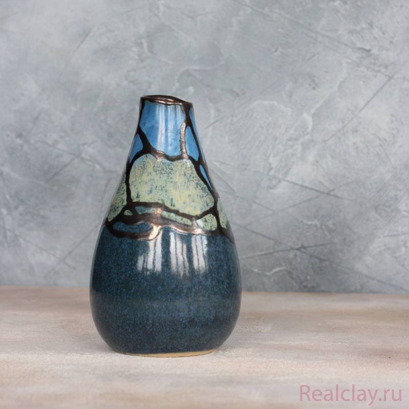 Оригинальная керамическая ваза ручной работы